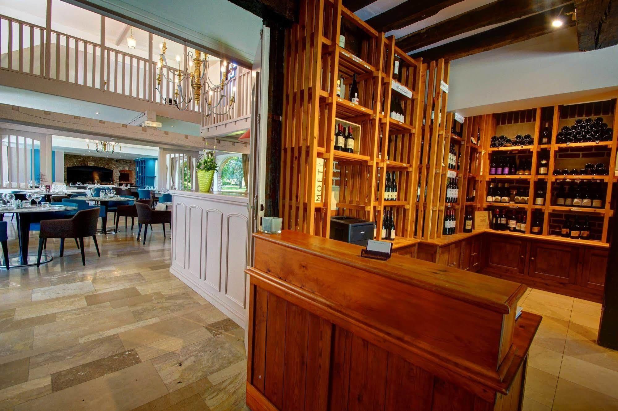 Najeti Hôtel Château Tilques Ngoại thất bức ảnh